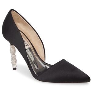 Badgley Mischka Satin Emily pump. Size 9.5